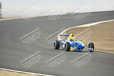 media/Jan-26-2025-CalClub SCCA (Sun) [[cfcea7df88]]/Group 2/Race/